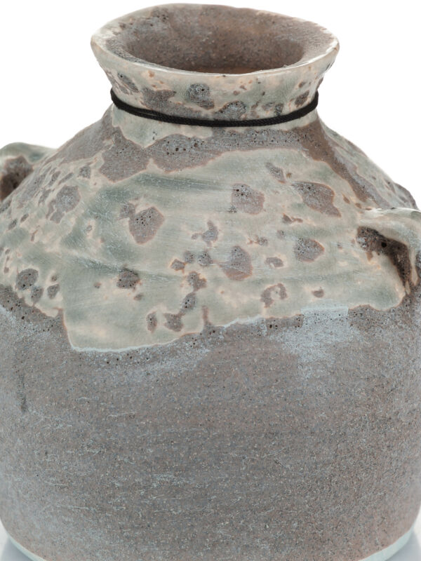 wazon beton japandi surowy styl;