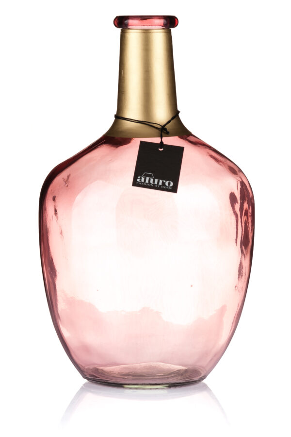 śliczny różowy elegancki wazon szklany