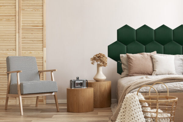 zielone panele tapicerowane butelkowa zieleń na ściane do sypialni biura salonu