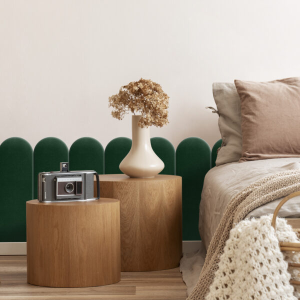 inspiracja sypialnia salon panele tapicerowane butelkowa zieleń